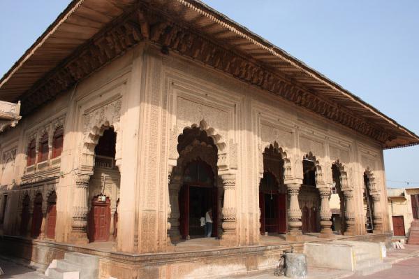 Laxman Mandir