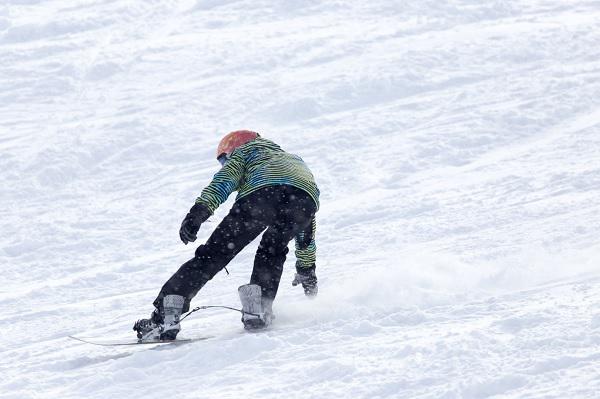 Alpine Snowboarding